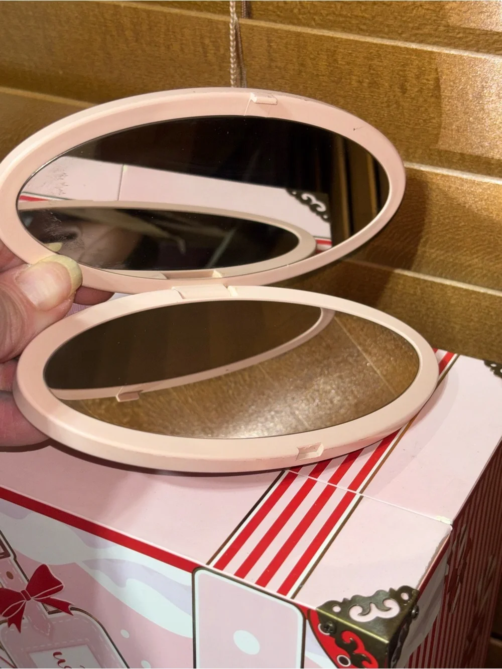 Gucci Compact Mirror with Stand